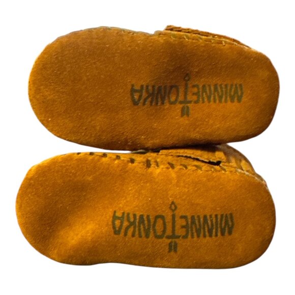 Minnetonka Moccasin | Child's Double Fringe Side Zip Bootie in Brown - Size 5 - Picture 8 of 8